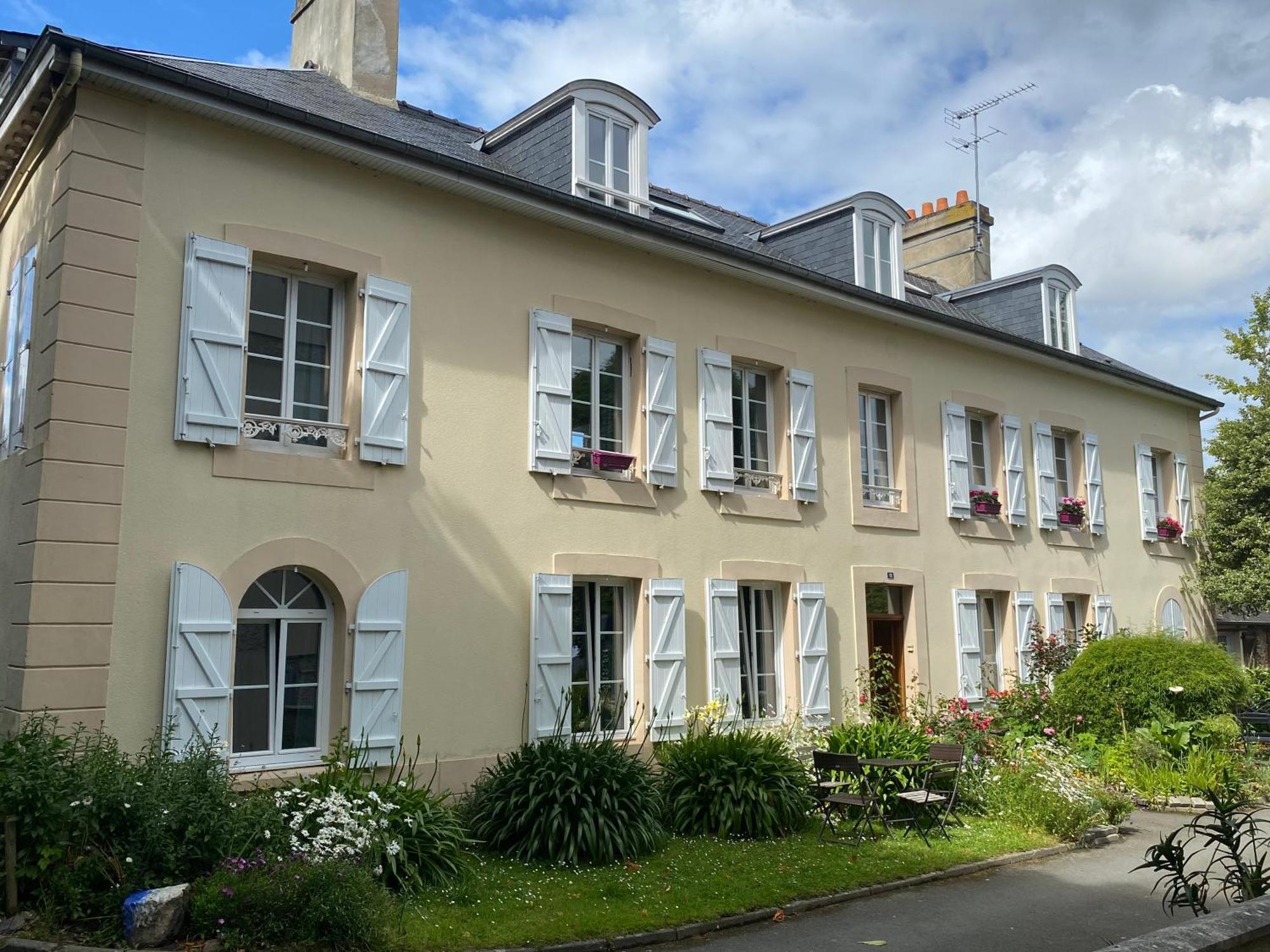 Fleurie Rdc Apartment *