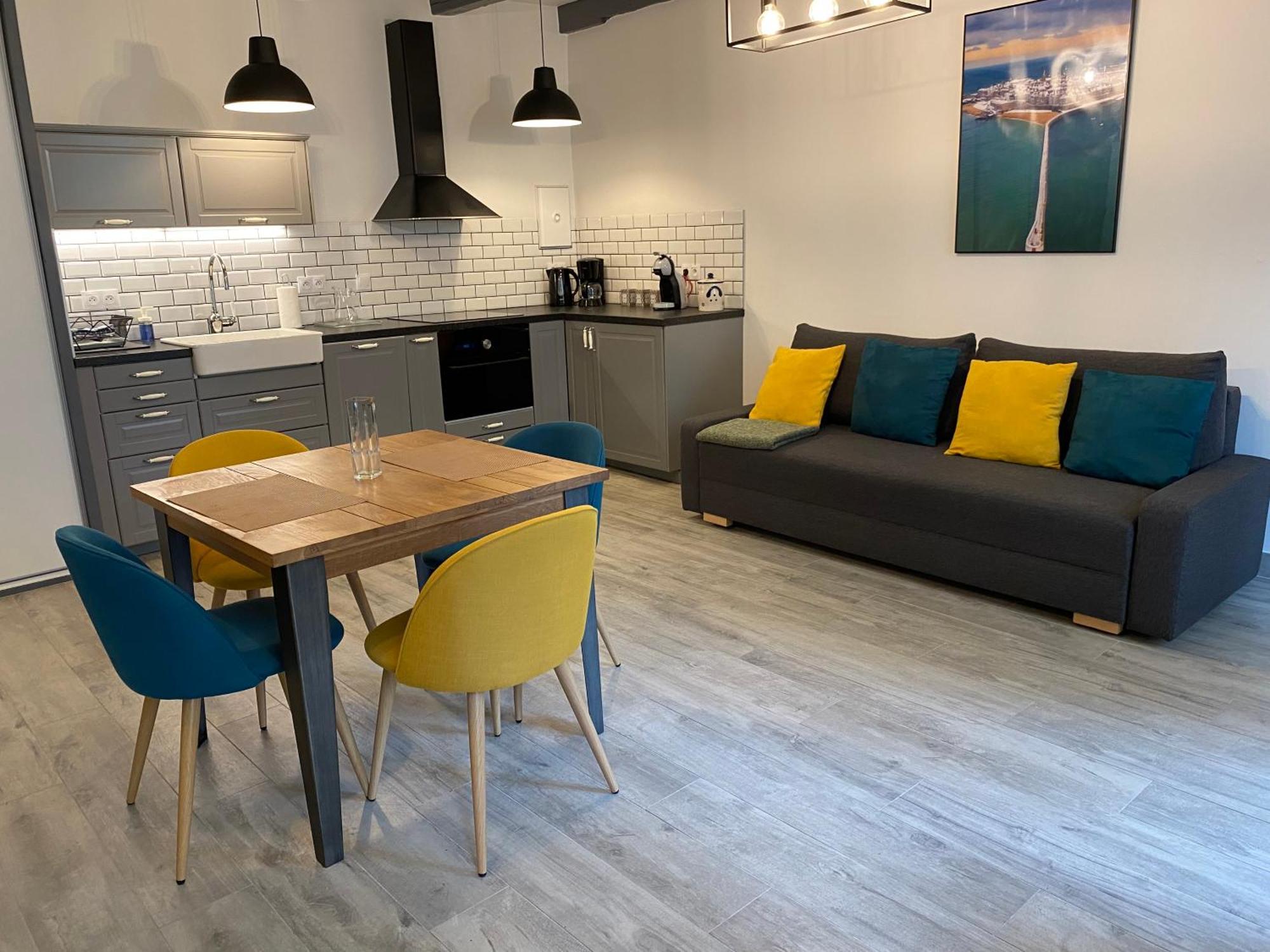 Fleurie Rdc Apartment